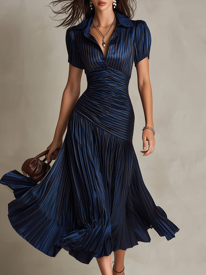 Lina | Vestido midi ajustado y plisado retro