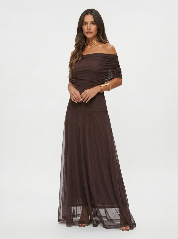 Vestido maxi elegante y sencillo