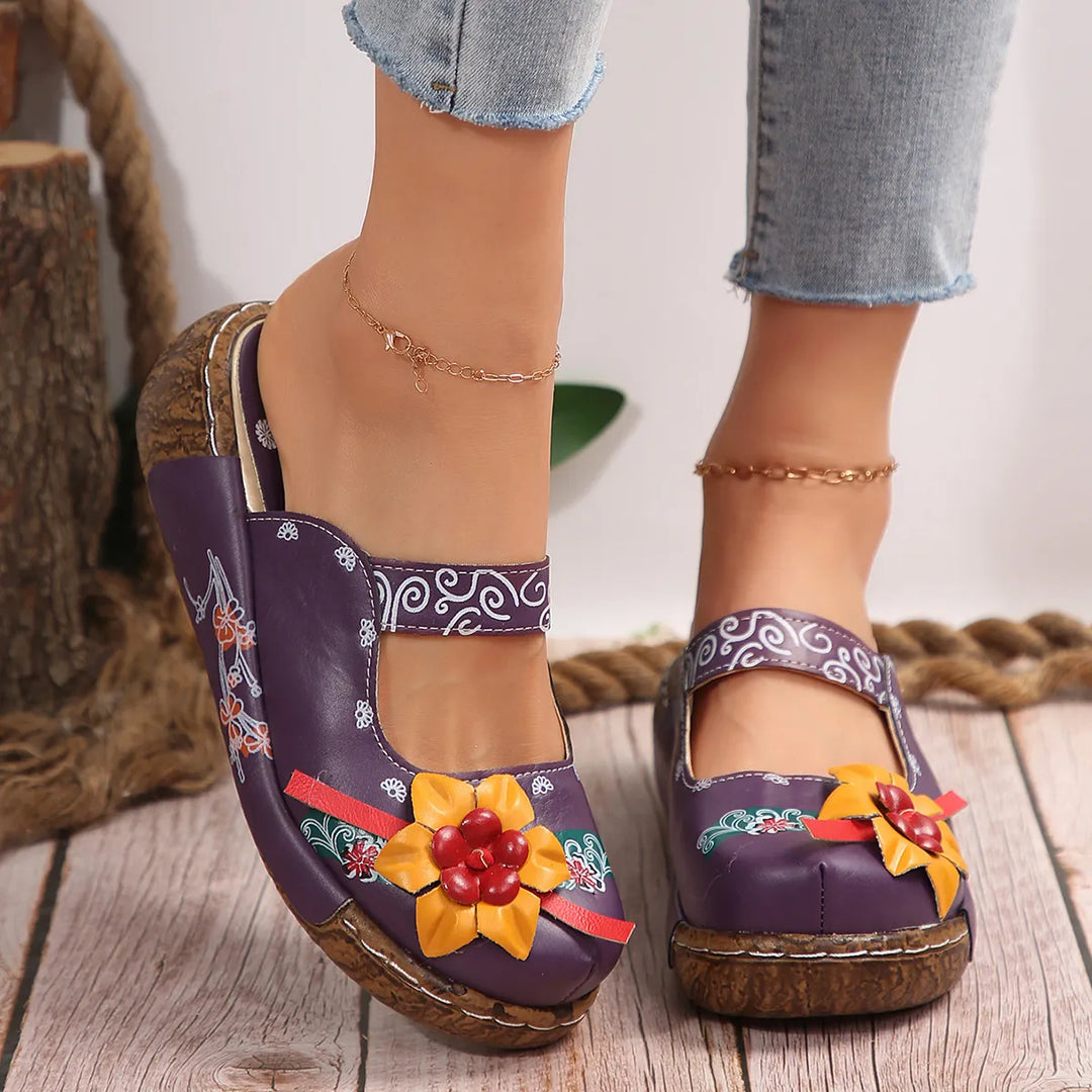 Camille | Zuecos – Oliva y especias