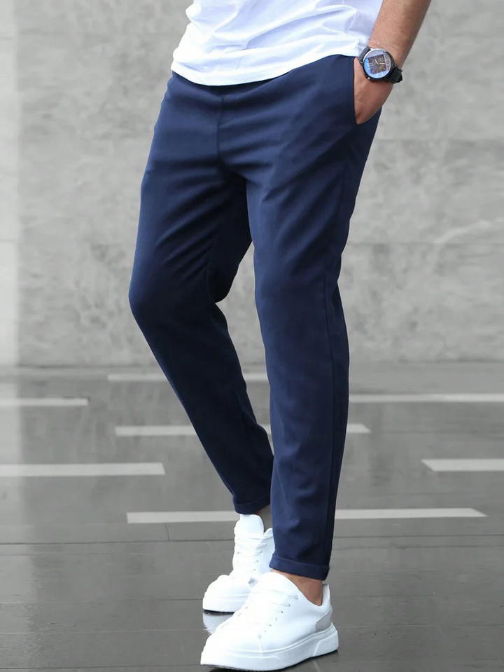 Chino Ashton – Slim Fit Essential