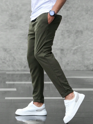 Chino Ashton – Slim Fit Essential