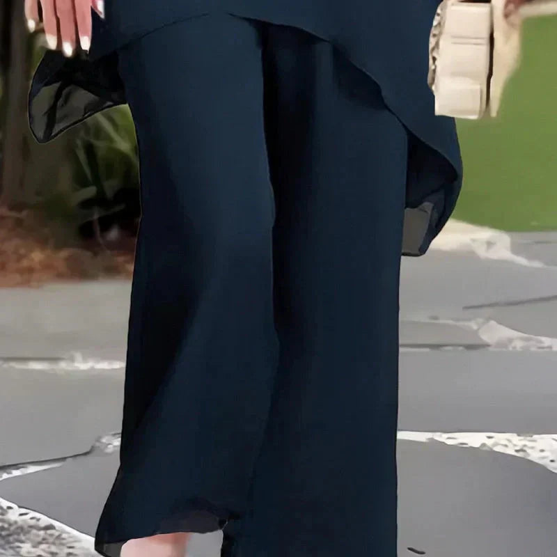 Conjunto de dos piezas para mujer: un top asimétrico con mucho encanto y unos pantalones de pierna ancha